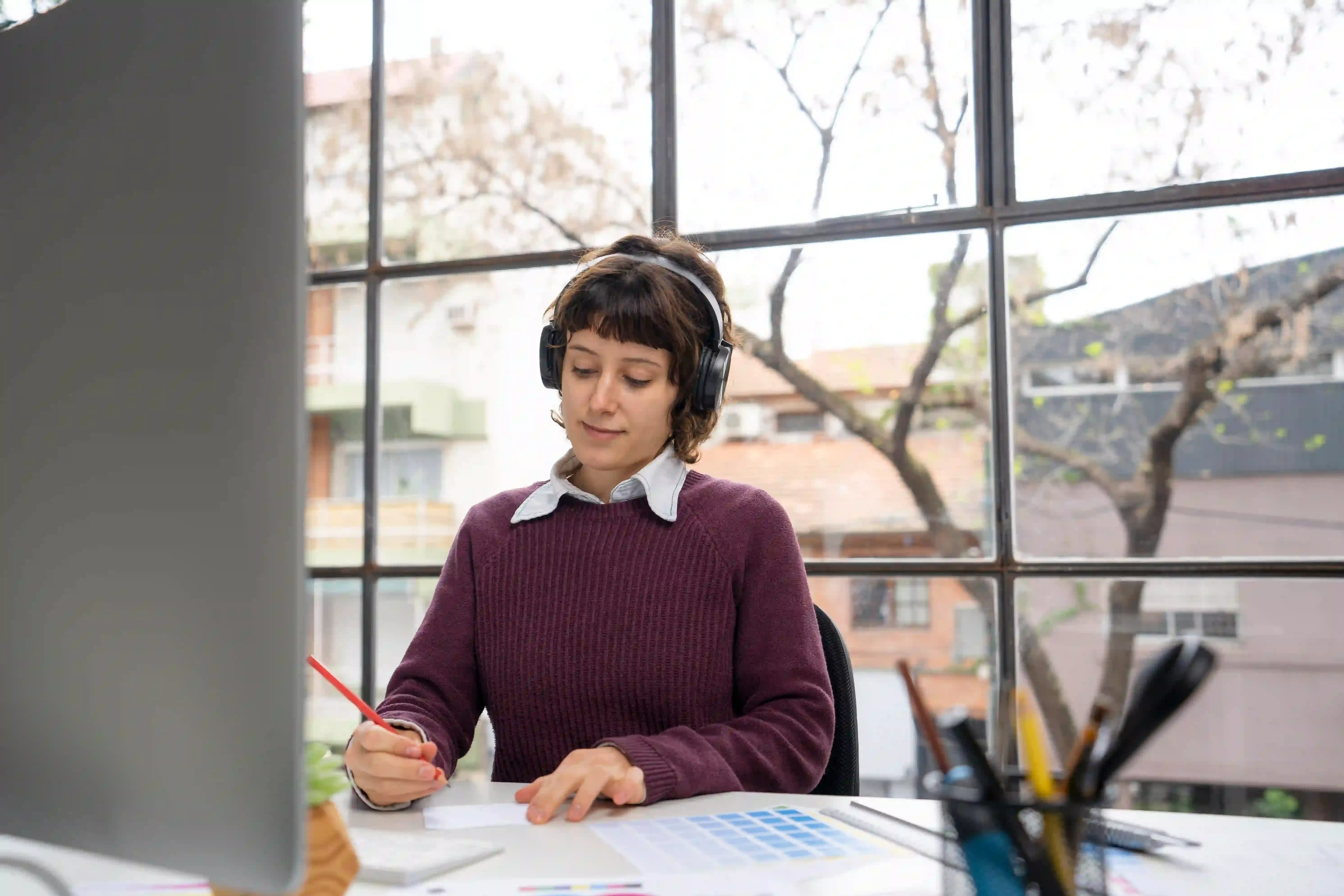 A student in Canada attending an online computer science tutoring session on a laptop